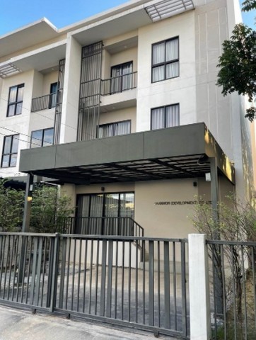 ให้เช่าทาวน์โฮม3 ชั้น กรุงเทพกรีฑา โครงการอะเบนโล ใกล้โรงเรียนนานาชาติ เหมาะอาศัย ทำออฟฟิศ