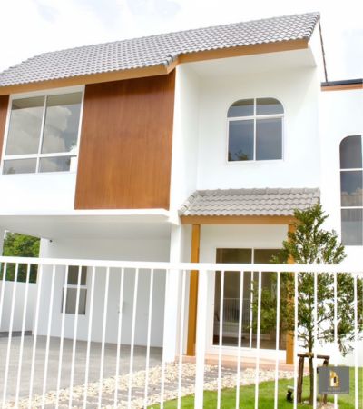 บ้านเดี่ยว 2 ชั้นนอกโครงการ (หลังสุดท้าย)  ห่างแยกท่ารั้ว วงแหวนรอบ 3 เพียง 800 เมตร