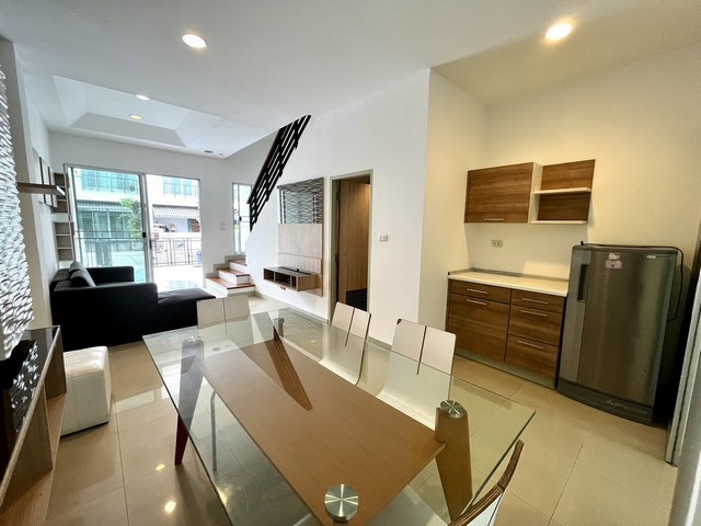 [B938]ให้เช่า 22k ทาวน์โฮม บ้านกลางเมือง เออร์บาเนียน พระราม9-วงแหวน กรุงเทพกรีฑา 20 เขตสะพานสูง  บ้านอยู่ต้นโครงการ ต้อนรับสัตว์เลี้ยง