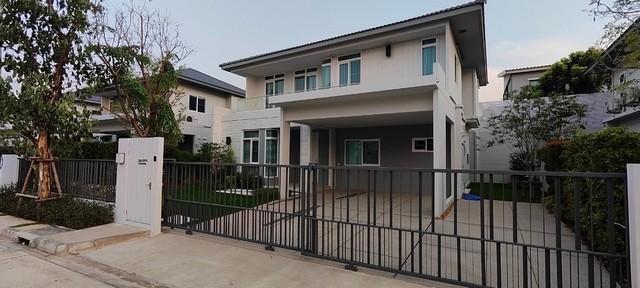ให้เช่าบ้านเดี่ยว2ชั้นหมู่บ้านมัณฑนาบางนา-วงแหวนย่านราม2 เลียบมอเตอร์ได้ ใกล้เมกาบางนา 