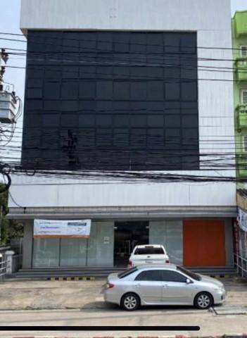 ให้เช่าอาคารพาณิชย์3คูหา5ชั้น 714 ตรม.ถนนเทพารักษ์ กม.4 ใกล้แยกศรีเทพาใกล้ MRT ศรีเทพา