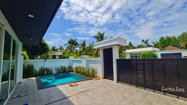  ขายและเช่า Palm Oasis JOMTIEN ซ. เทพประสิทธิ์ 17 อำเภอบางละมุง ชลบุรี