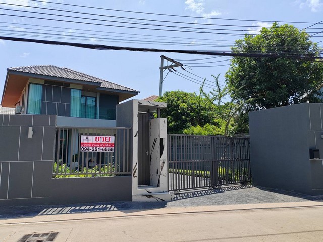 ขายพร้อมผู้เช่า บ้านเดี่ยว 2 ชั้น ซอยชัยพรวิถี 21 : 83 ตร.ว. 200 ตร.ม., 4 ห้องนอน / 3 ห้องน้ำ