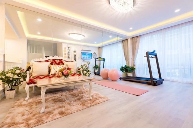 ให้เช่าทาวน์โฮม4ชั้นย่านเลียบด่วนลาดพร้าวประดิษฐ์มนูญธรรมหมู่บ้านคริสตัลวิลล์ใกล้เซ็นทรัลิสวิวล์ 